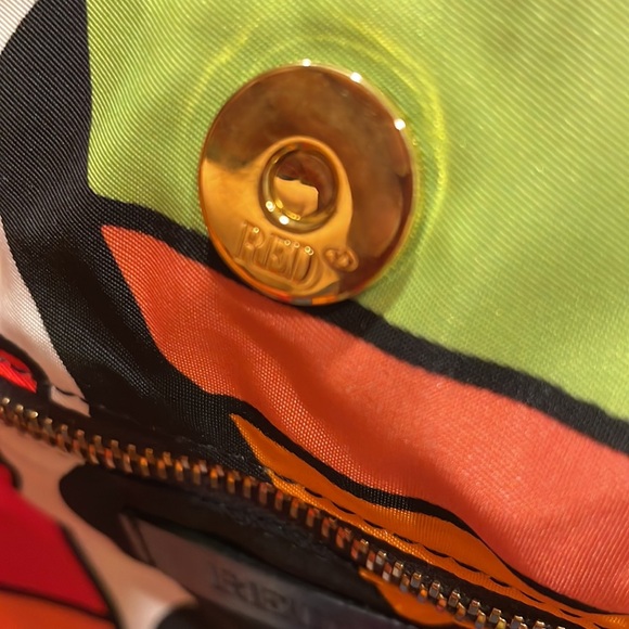 Red (V) Colorful Tote Bag - Picture 7 of 11